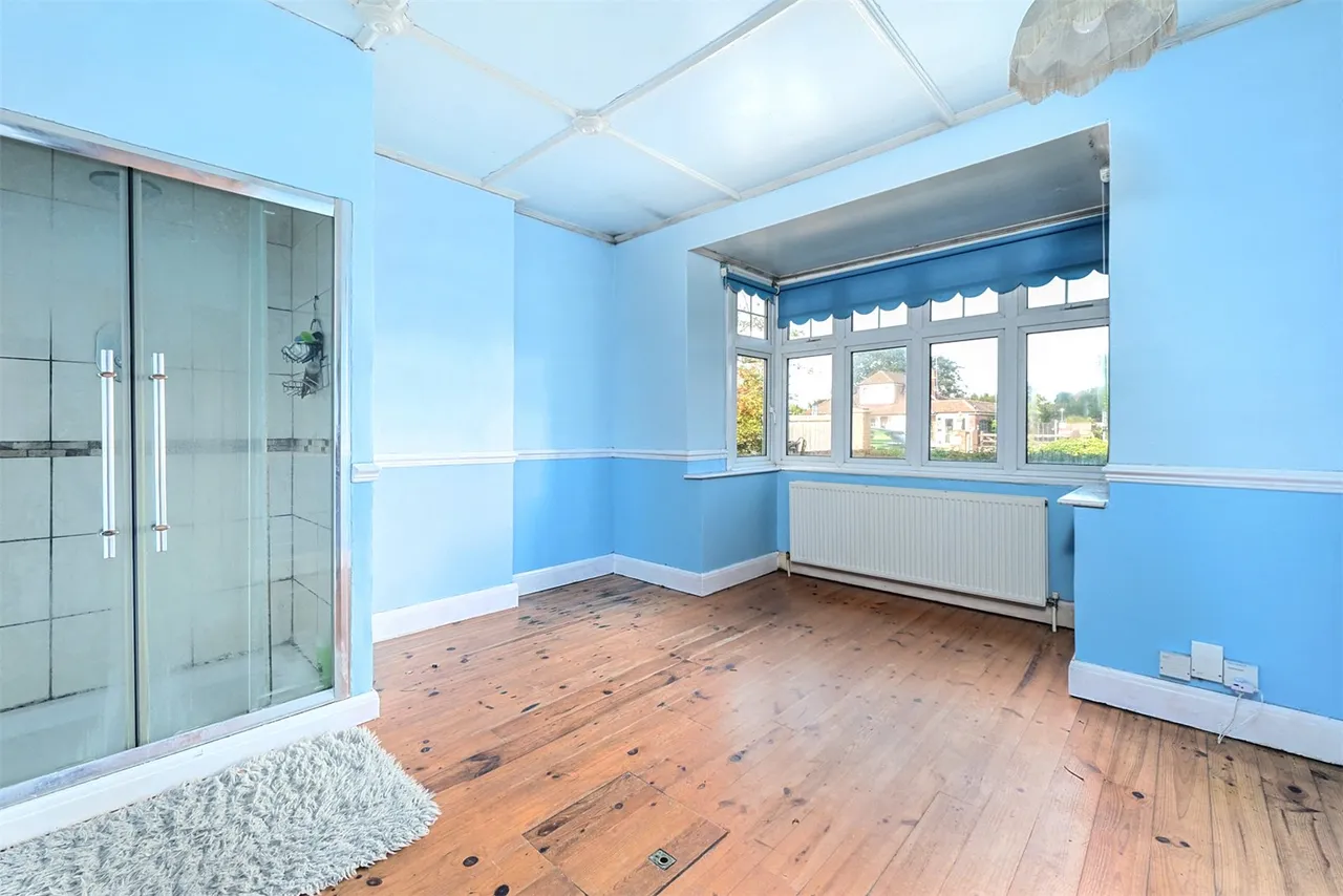 Coleford Bridge Road, Mytchett, Camberley, Surrey, GU16 6DN, photo 8