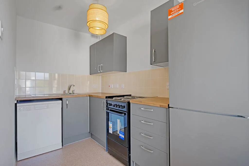 Belgrave Gardens, NW8, photo 6