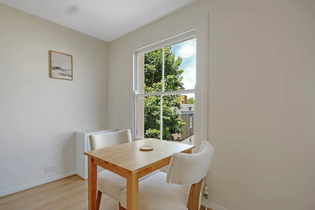 Belgrave Gardens, NW8, photo 11