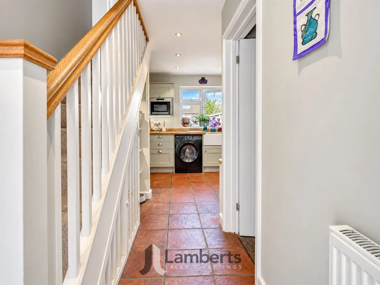 16a Watts Road, Studley, photo 7