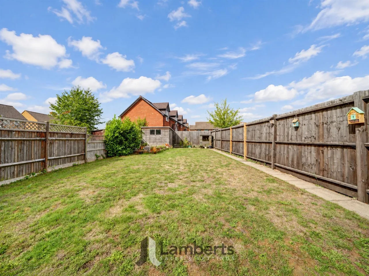 16a Watts Road, Studley, photo 22