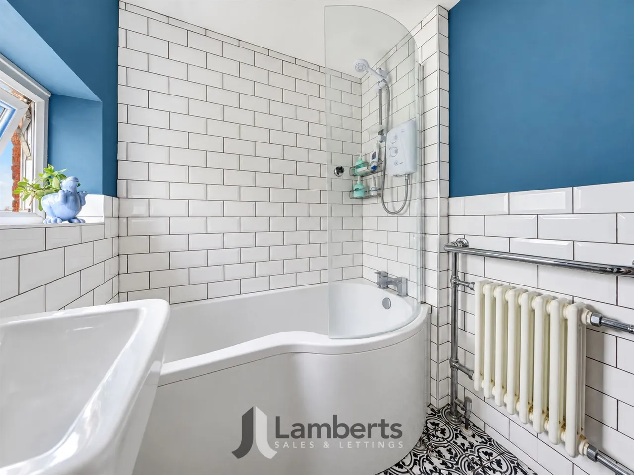 16a Watts Road, Studley, photo 20