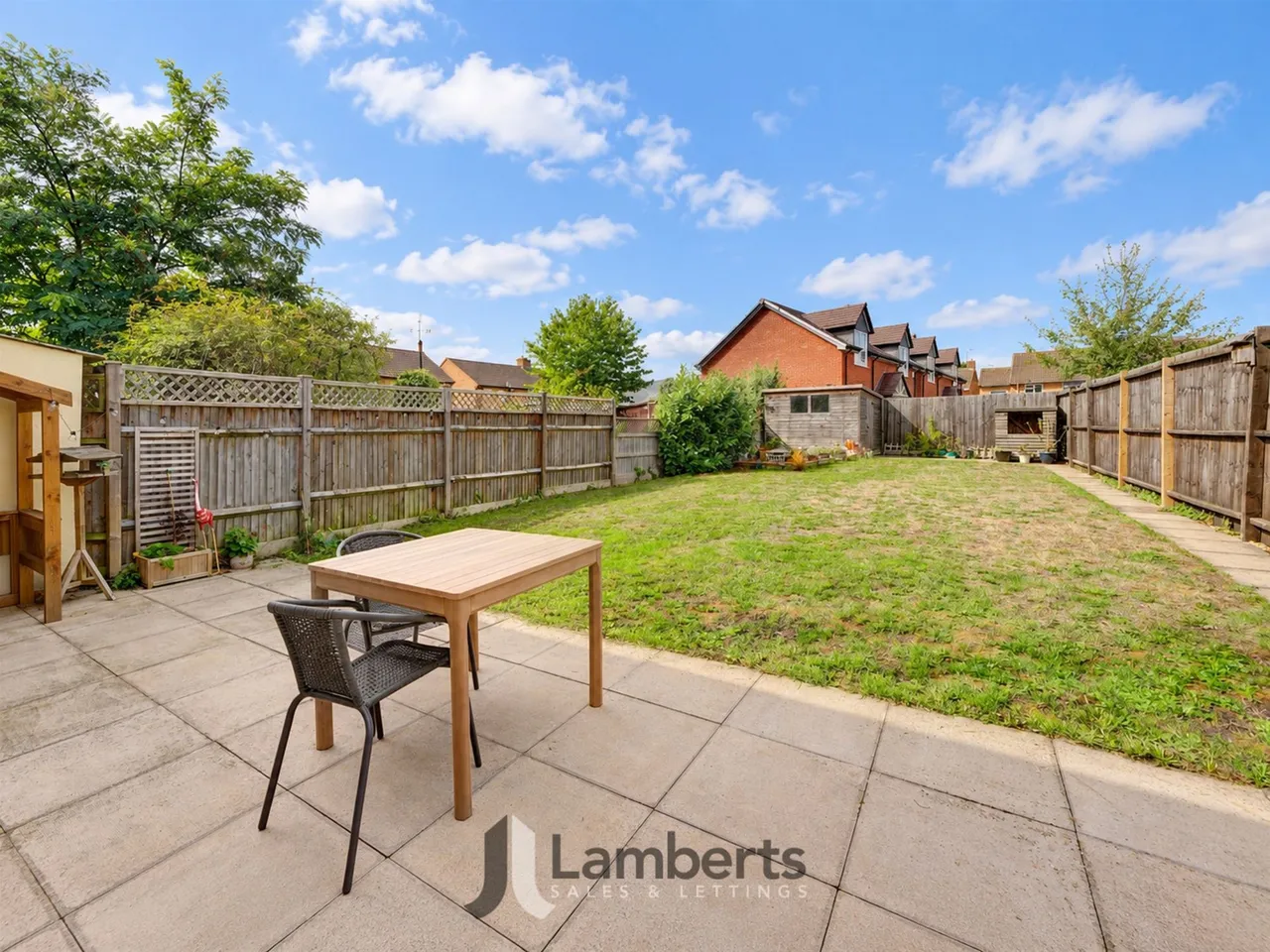 16a Watts Road, Studley, photo 21