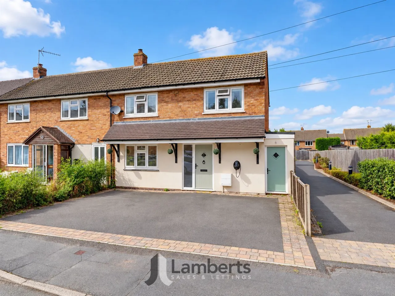 16a Watts Road, Studley, photo 26