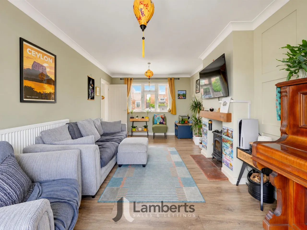 16a Watts Road, Studley, photo 11