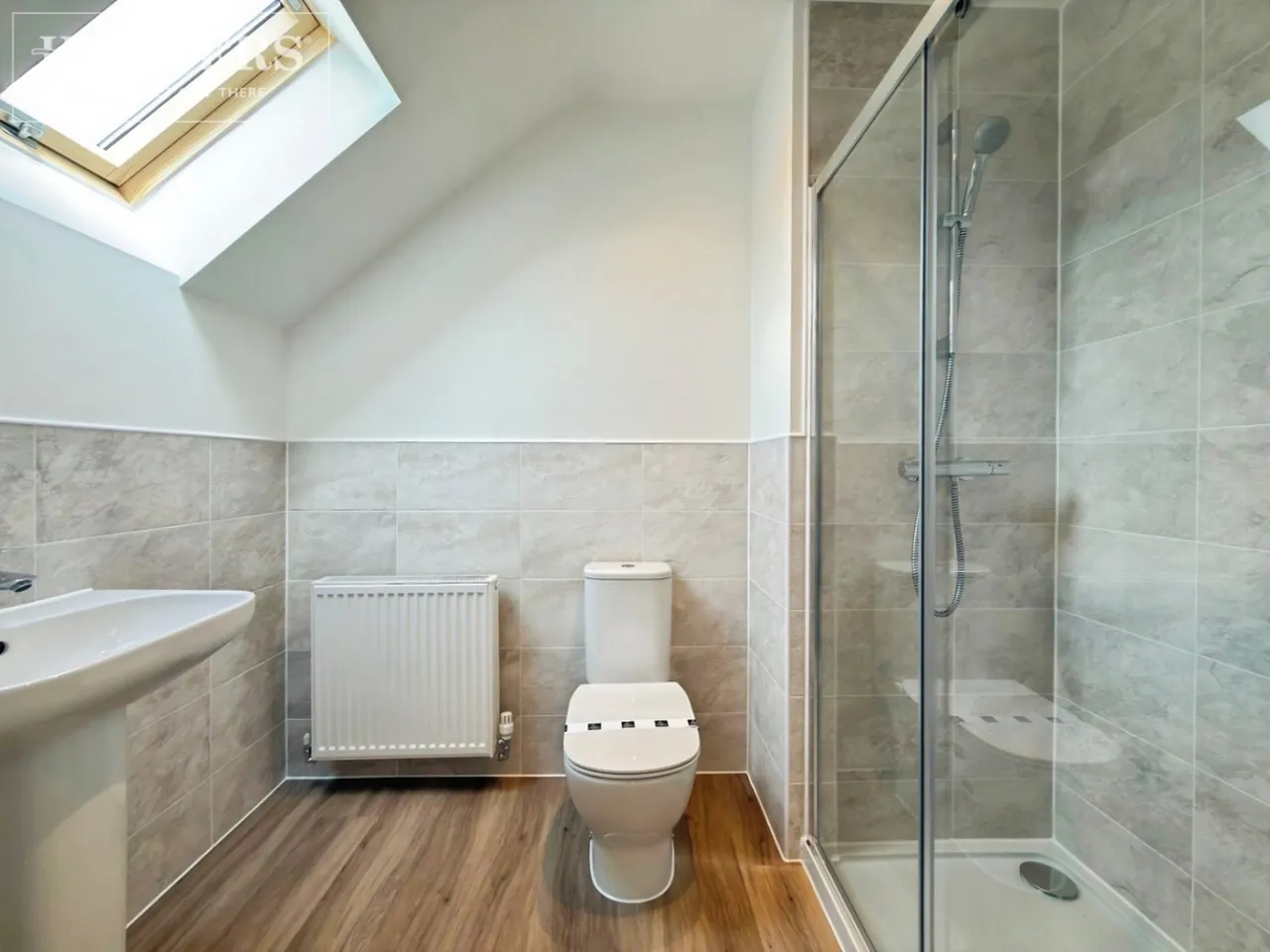 Vowden Chase, Stairfoot, S70, photo 14