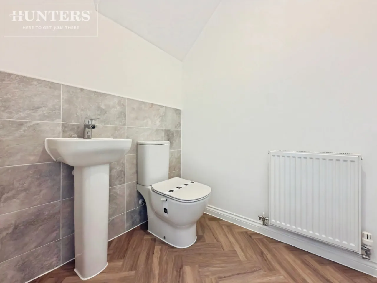 Vowden Chase, Stairfoot, S70, photo 5