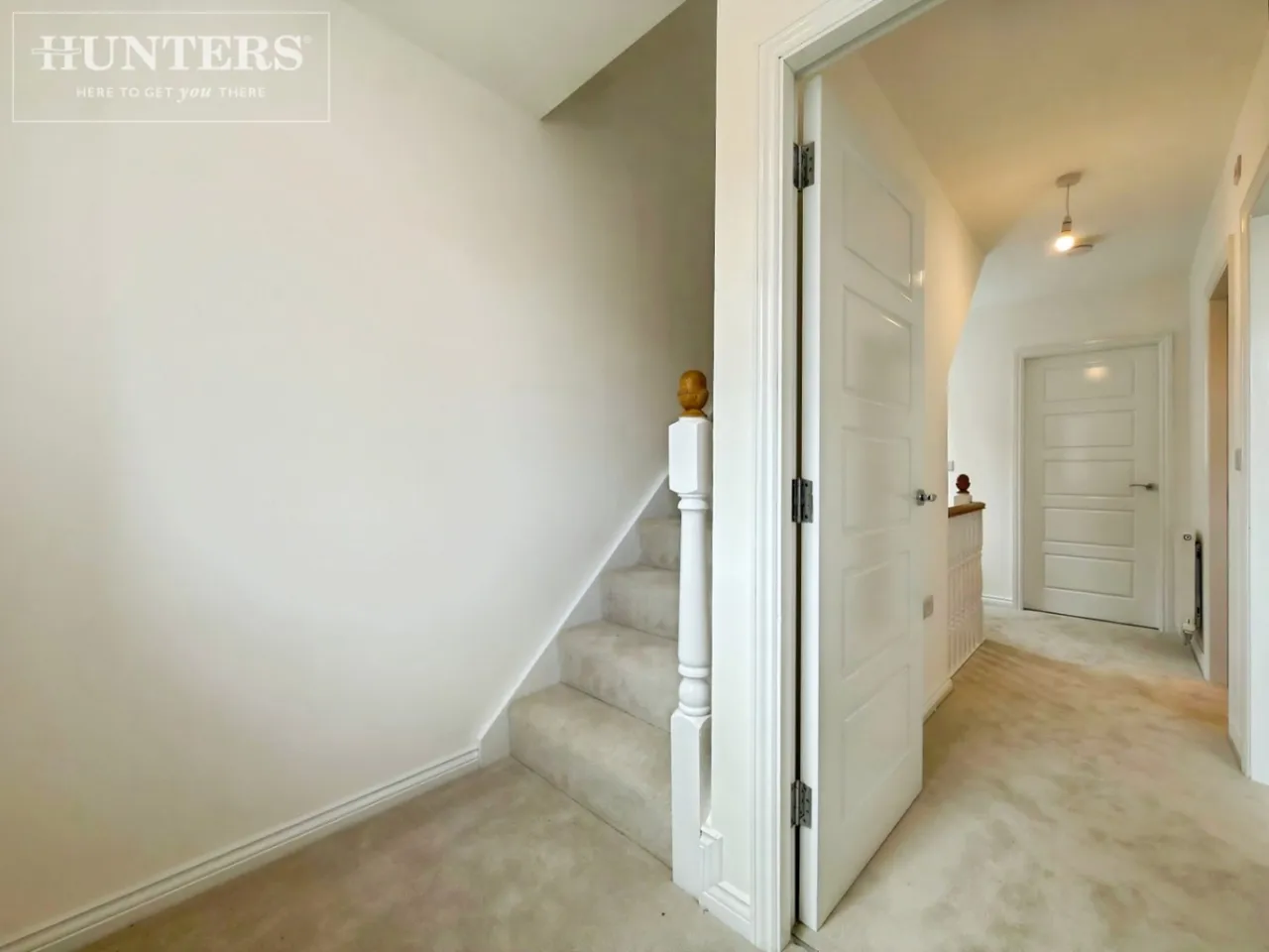 Vowden Chase, Stairfoot, S70, photo 10