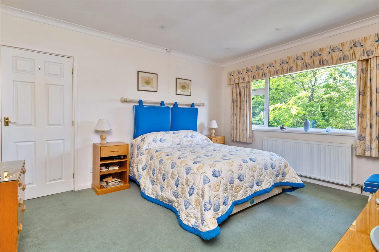 Saddlers Scarp, Grayshott, GU26, photo 15