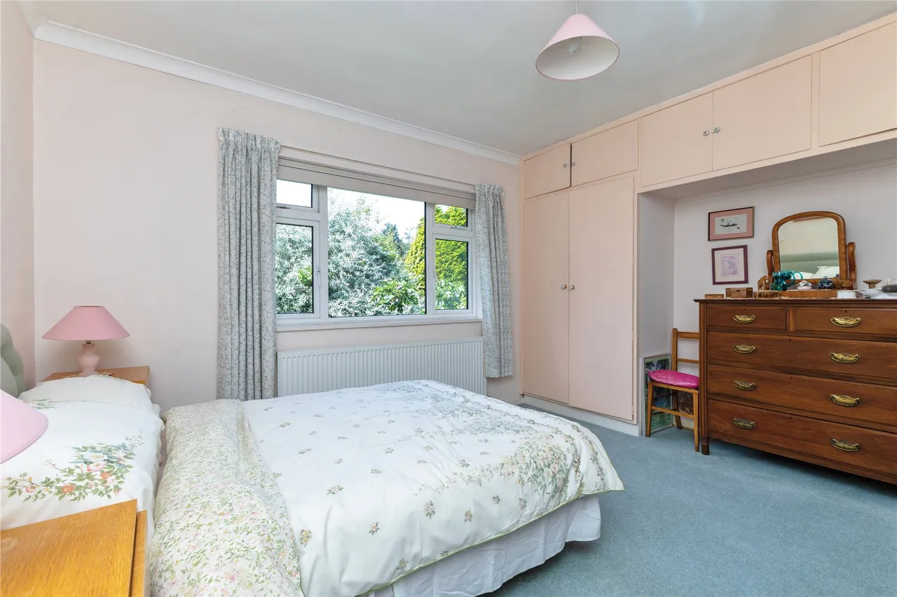 Saddlers Scarp, Grayshott, GU26, photo 18