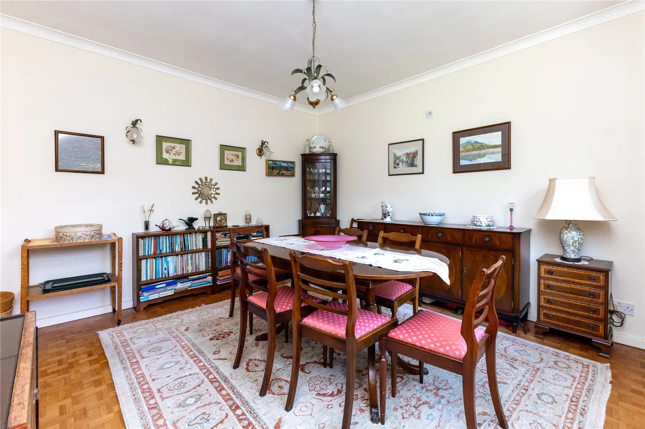 Saddlers Scarp, Grayshott, GU26, photo 6