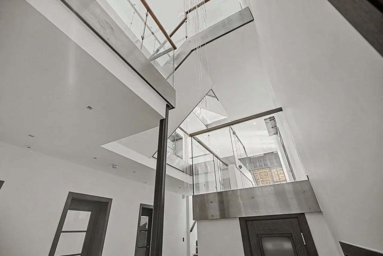 Broadway, Altrincham, photo 2
