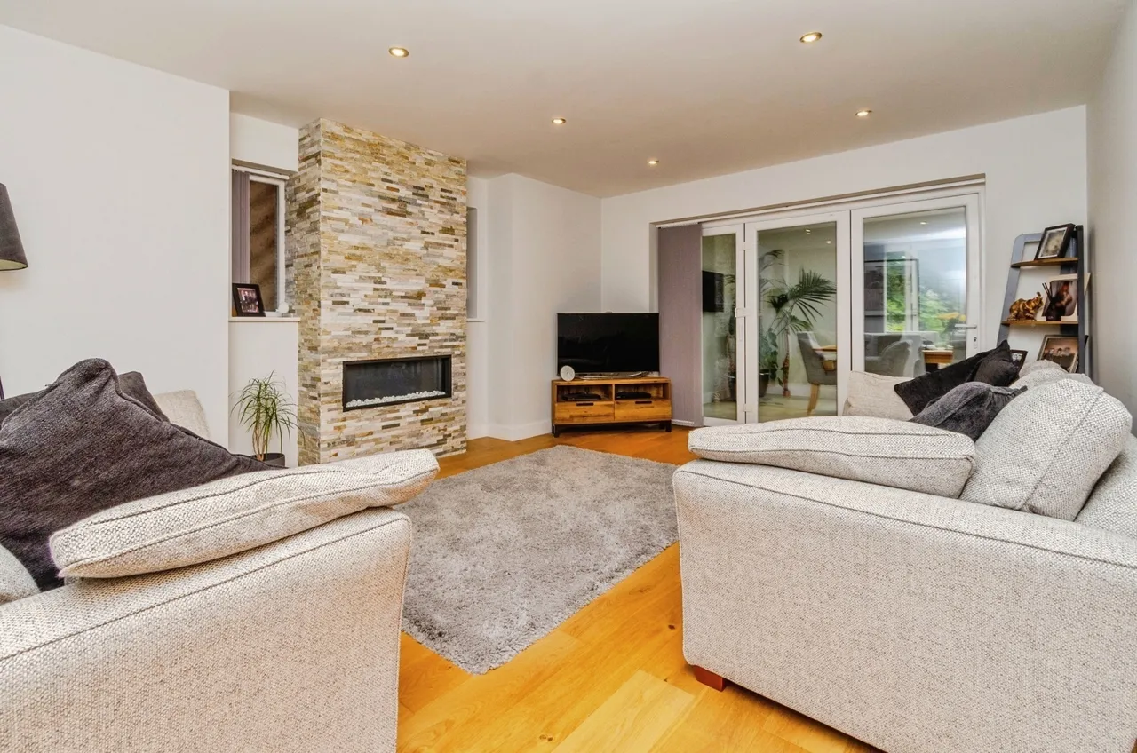 Heathfield Croft, Cannock, Staffordshire, WS11, photo 4