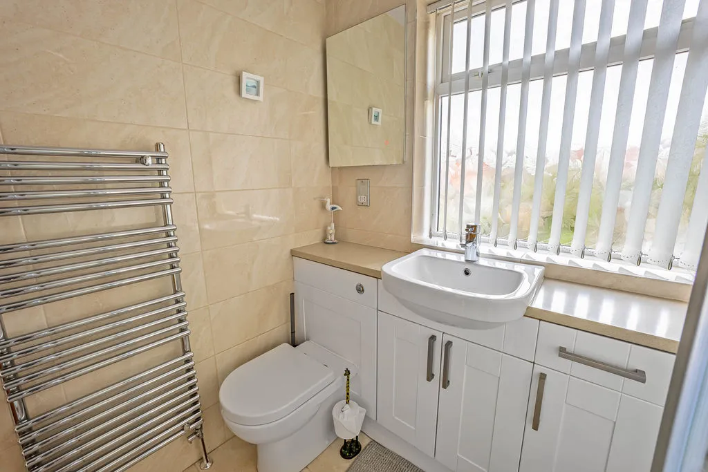 Phyllis Street, Rochdale OL12 7NA, photo 17