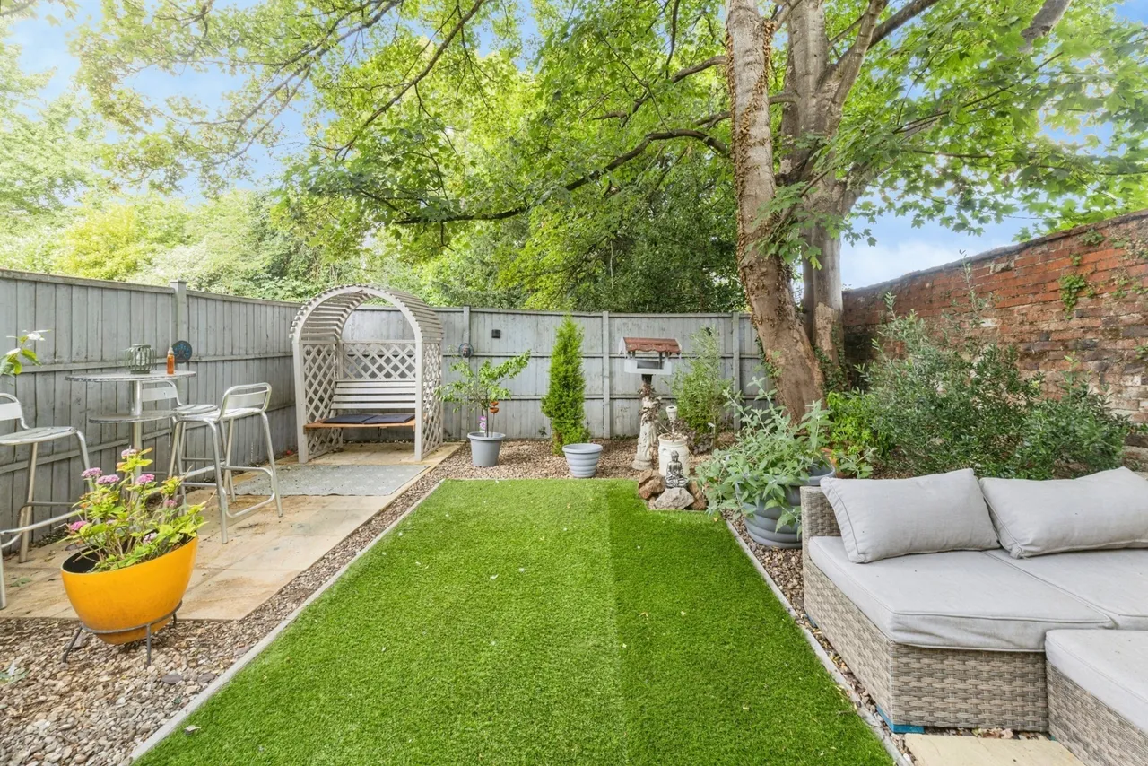 3 bed flat for sale — West Bar Street, BANBURY, Oxfordshire, OX16