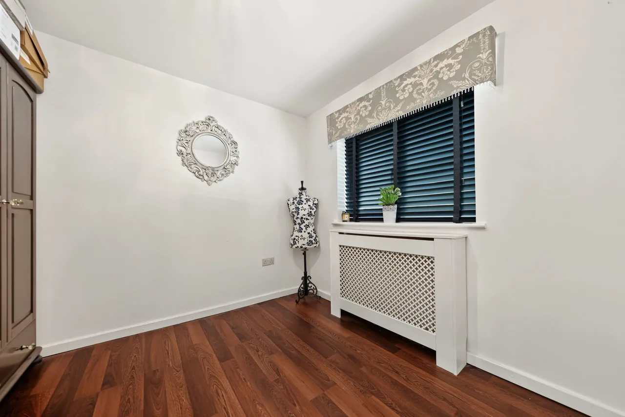 Longmeadow Crescent, Shard End, photo 8