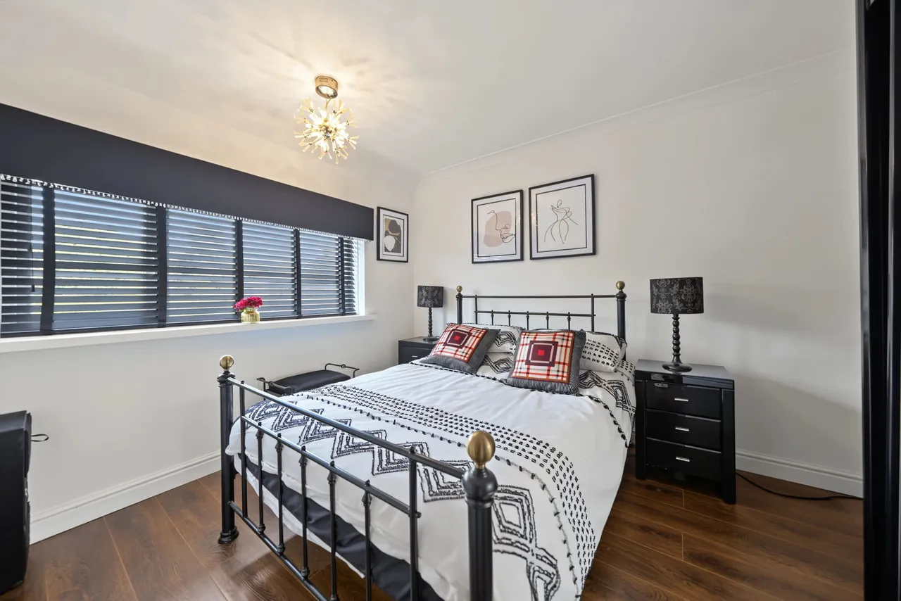 Longmeadow Crescent, Shard End, photo 7