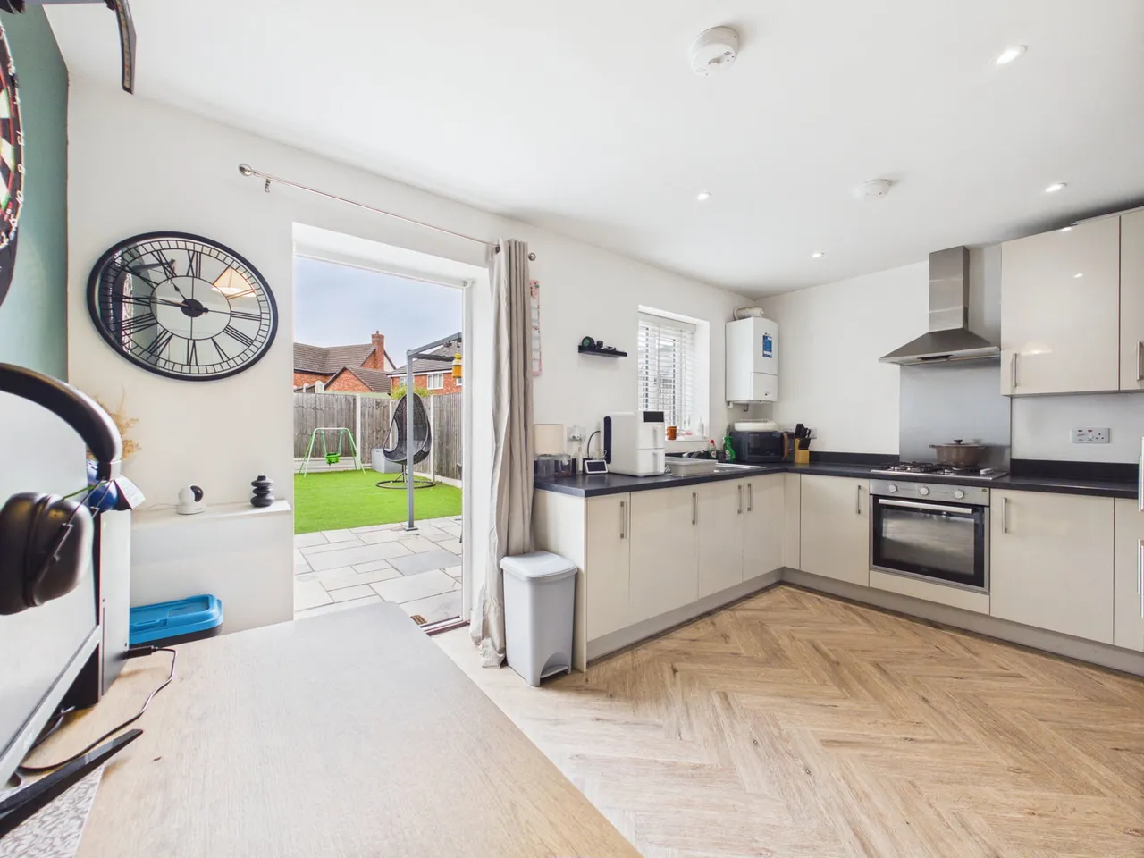Canal Close, Newport, TF10, photo 7