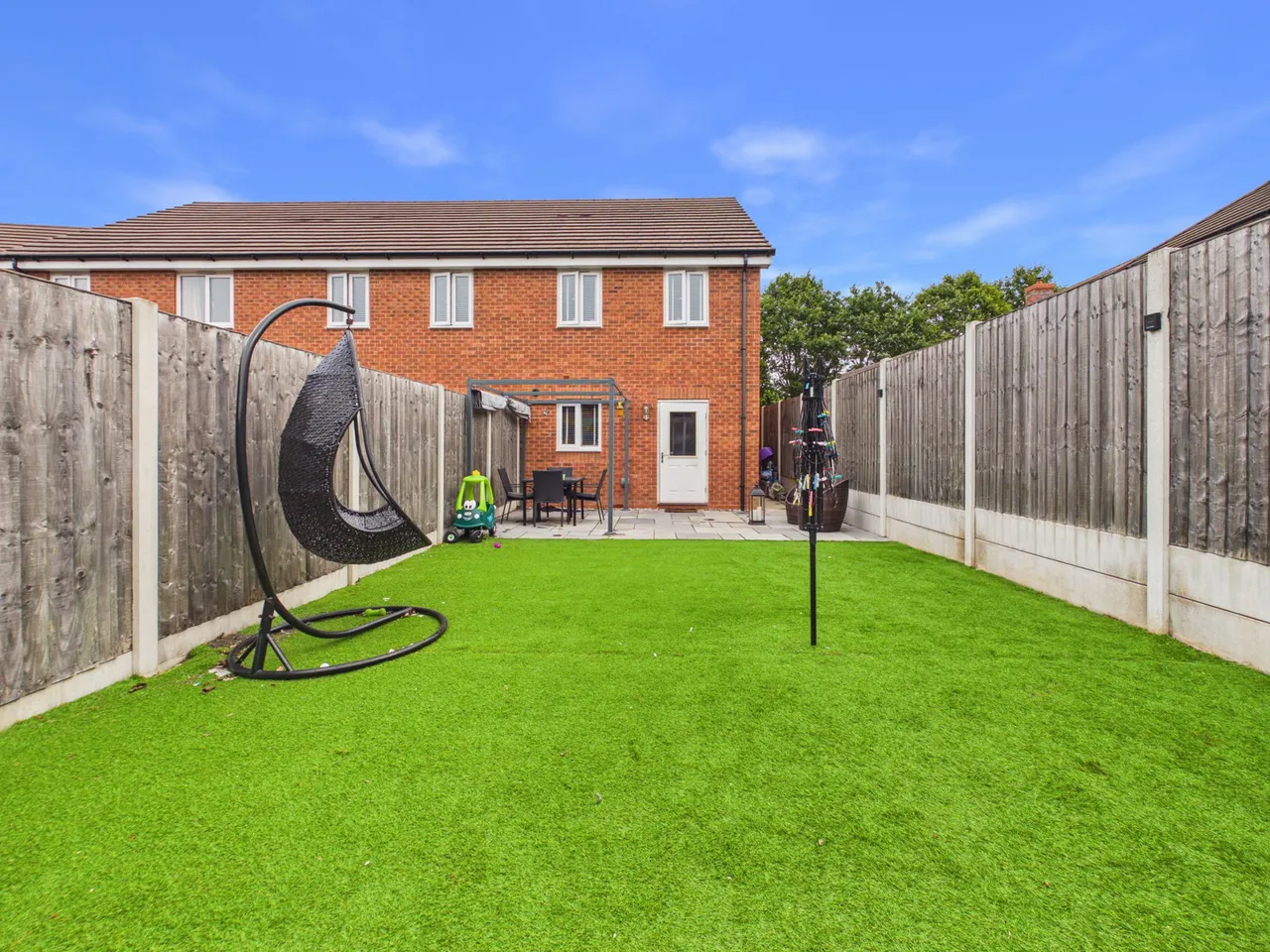 Canal Close, Newport, TF10, photo 17