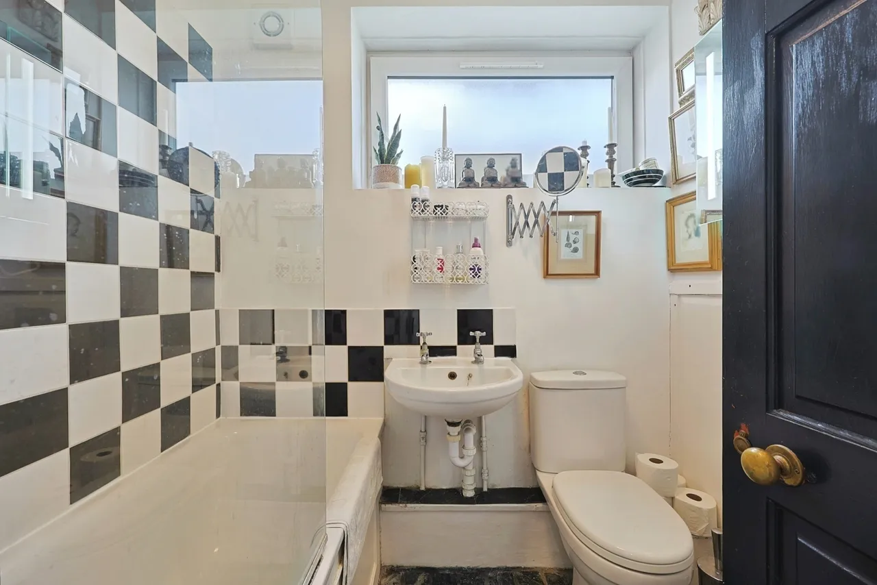 Lavender Hill, London, SW11, photo 19