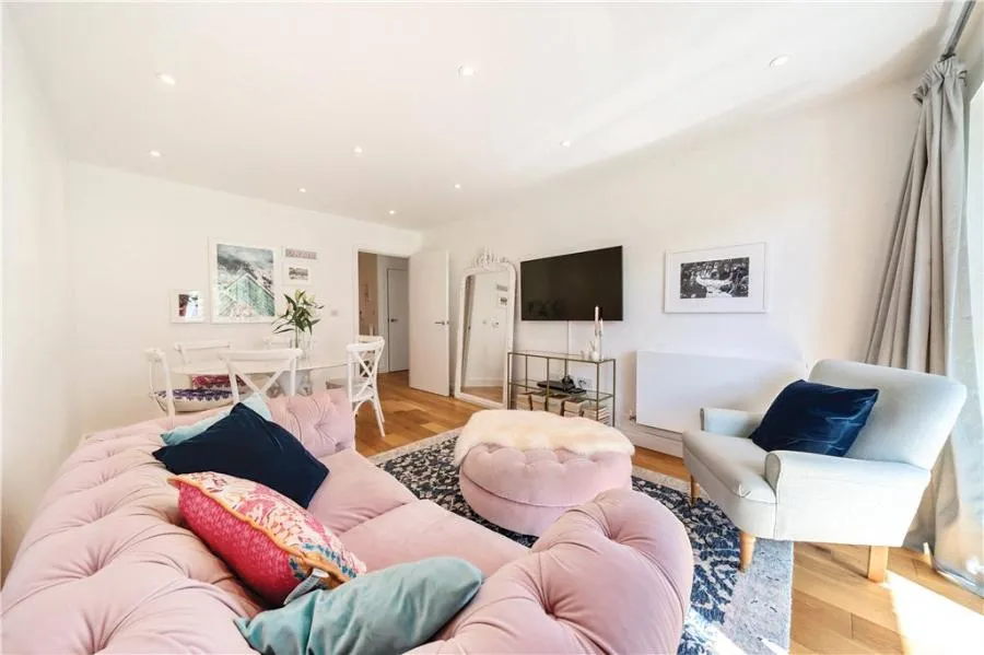 Fairbourne Road, London, SW4, photo 3
