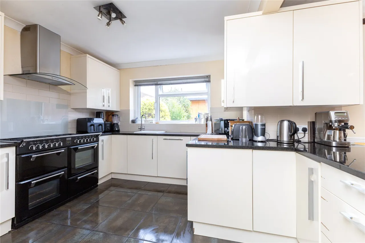 Clovelly Road, Hindhead, GU26, photo 11