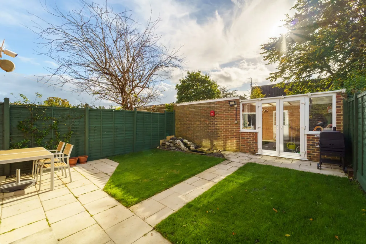 Shaftesbury Crescent, Staines Upon Thames, photo 11