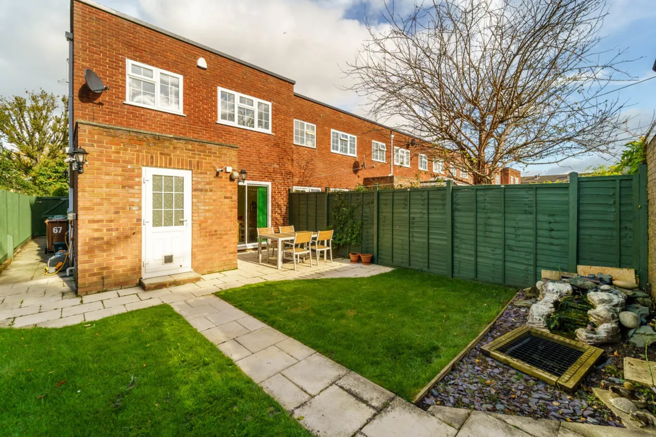 Shaftesbury Crescent, Staines Upon Thames, photo 10