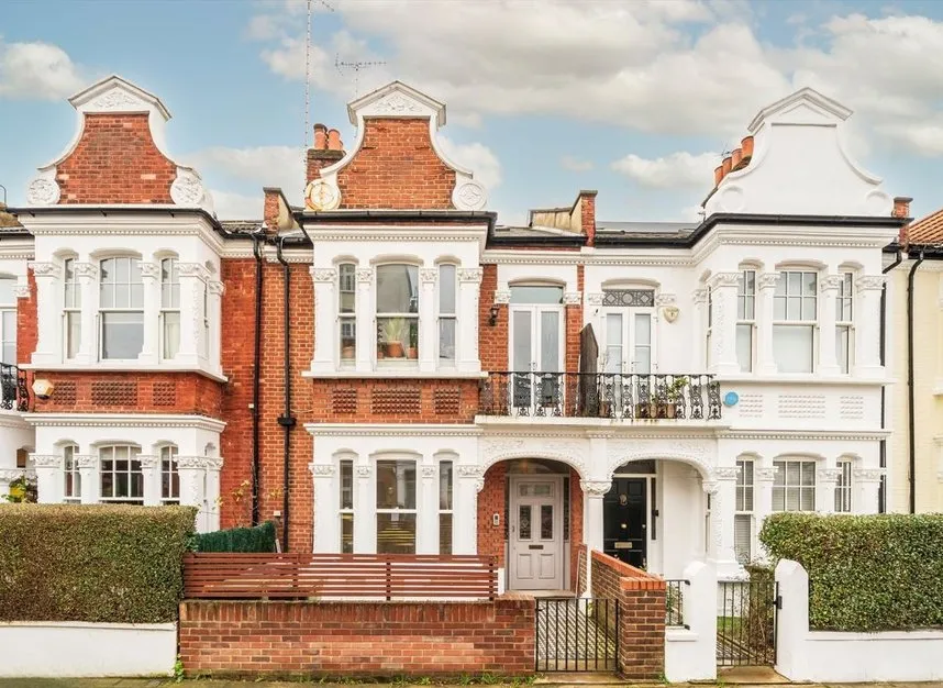 2 bed flat for sale, Pennard Road, Shepherds Bush, W12