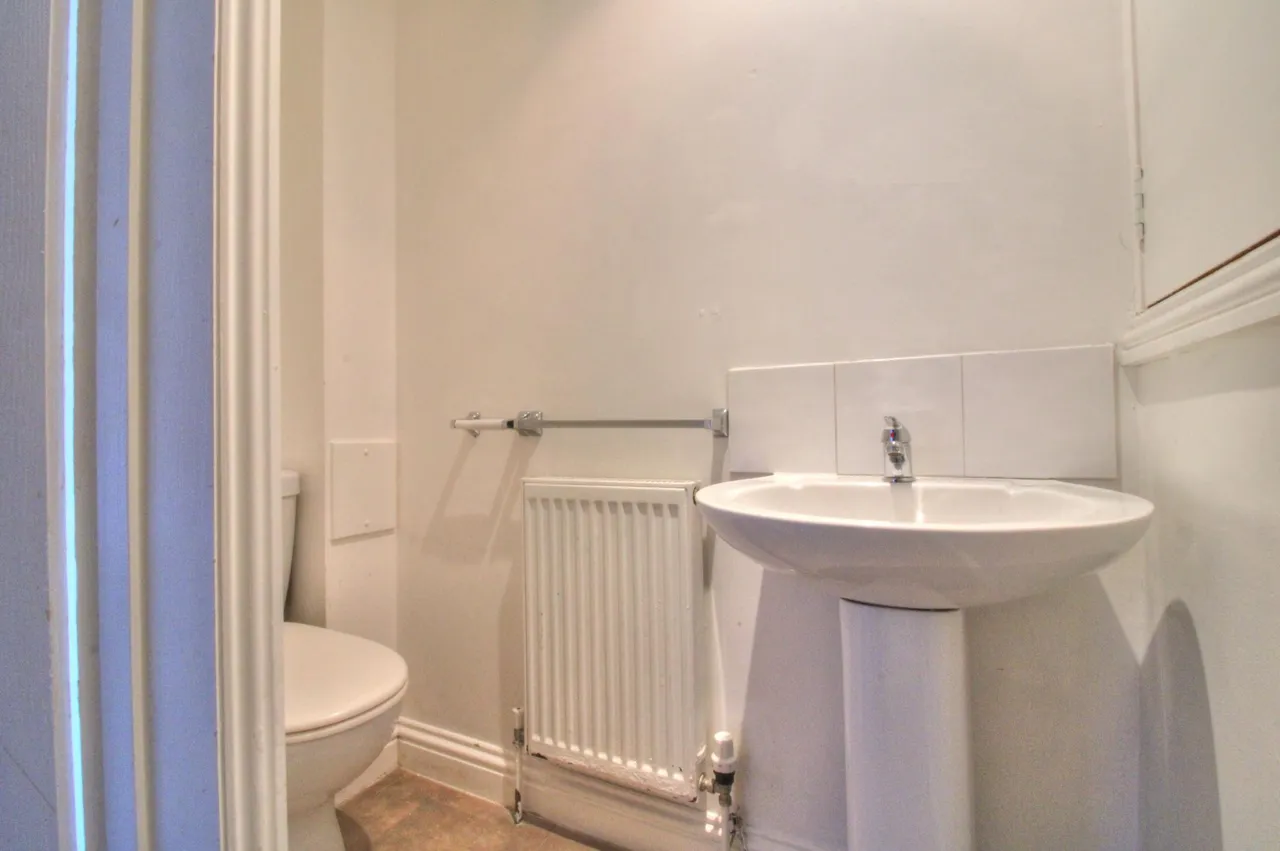 Clayburn Circle, Basildon, SS14, photo 10