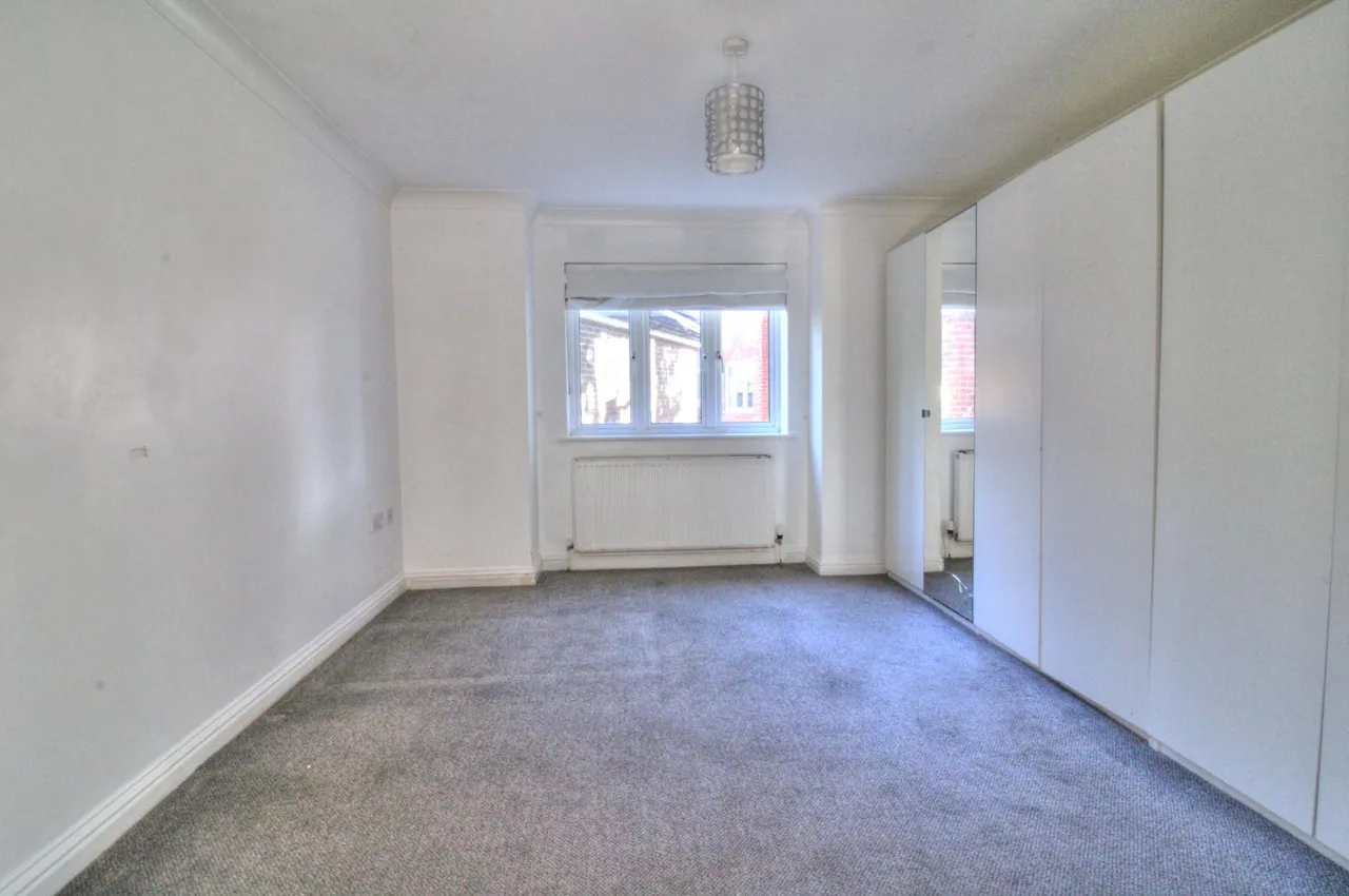 Clayburn Circle, Basildon, SS14, photo 6