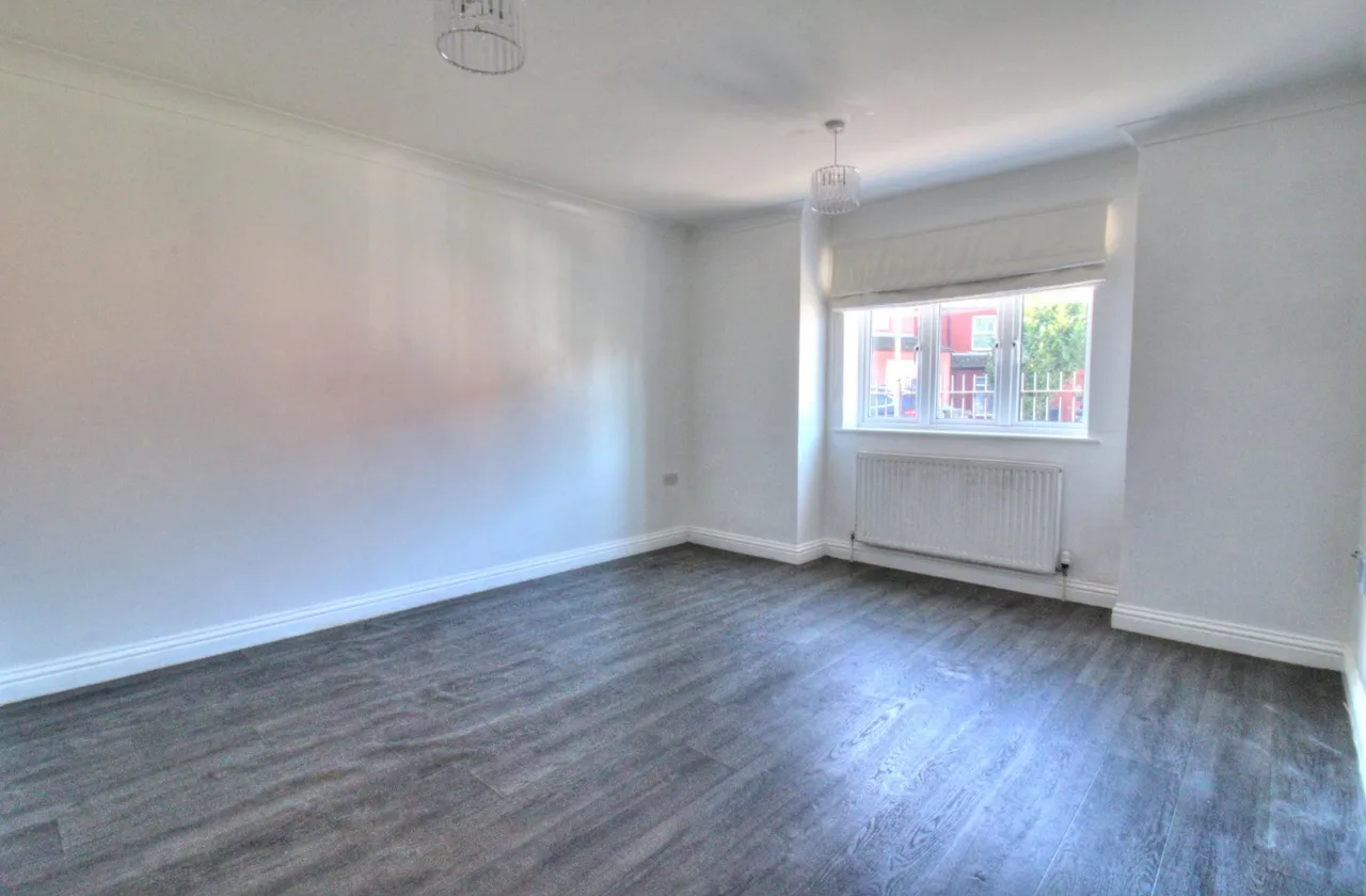 Clayburn Circle, Basildon, SS14, photo 5