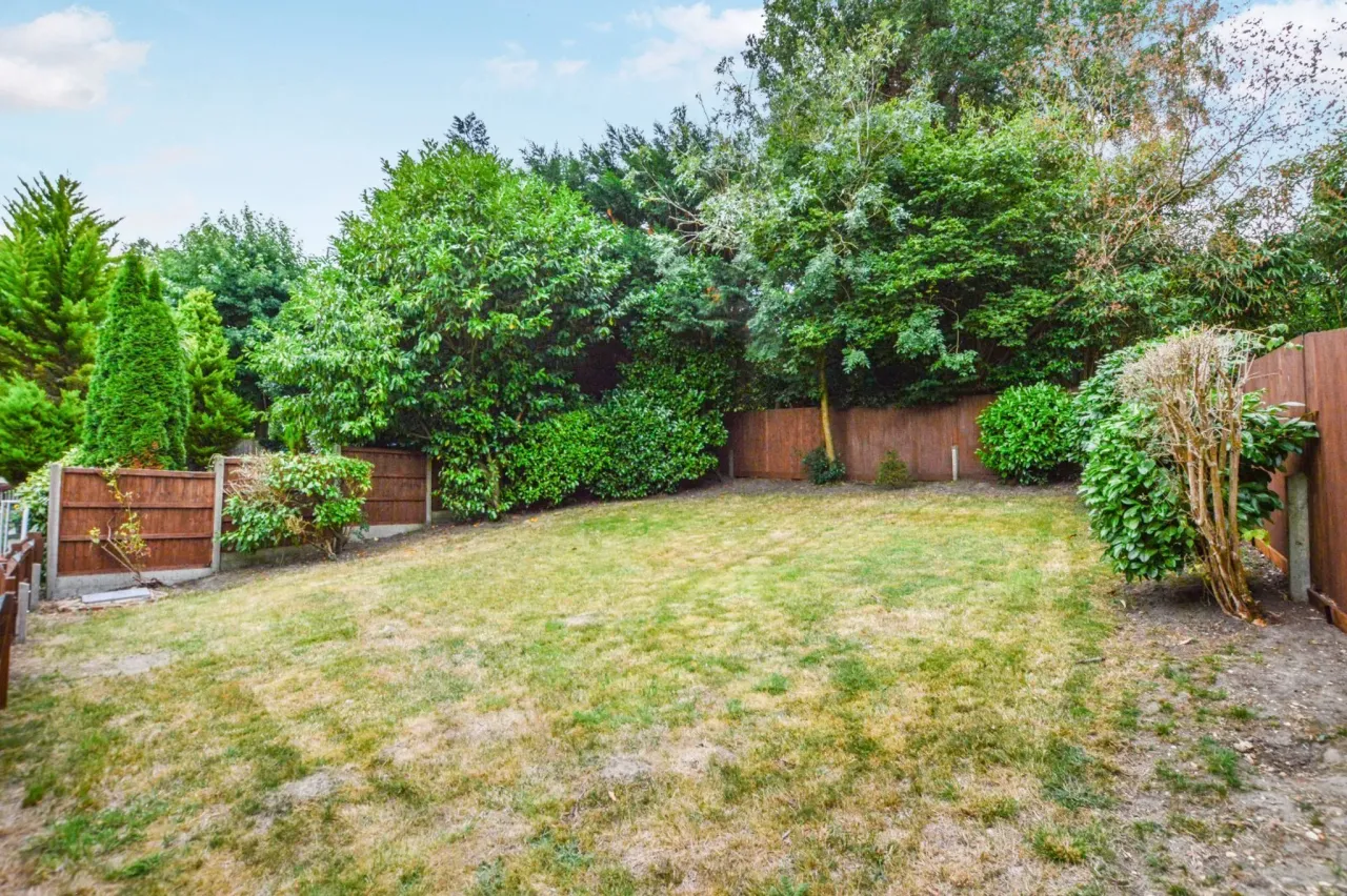 Dale View, St Johns, Woking, Surrey, ..., photo 20