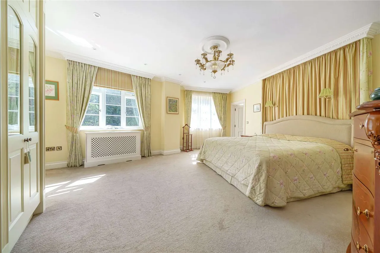 Broomfield Park, Sunningdale, Berkshire, SL5 0JT, photo 9