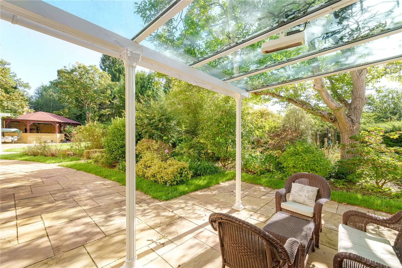 Broomfield Park, Sunningdale, Berkshire, SL5 0JT, photo 12