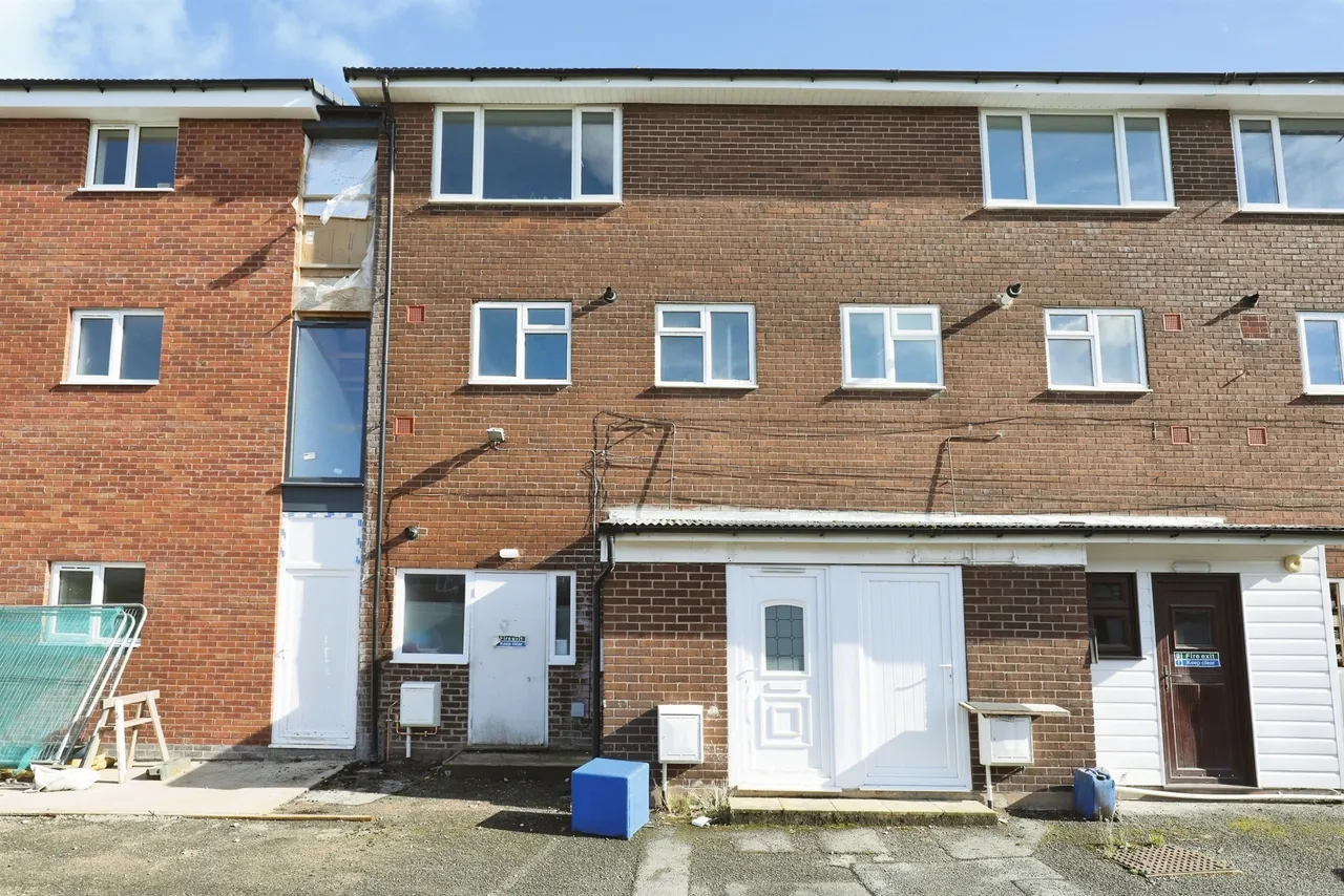 3 bed flat for sale, Ribble Place, Winsford, CW7