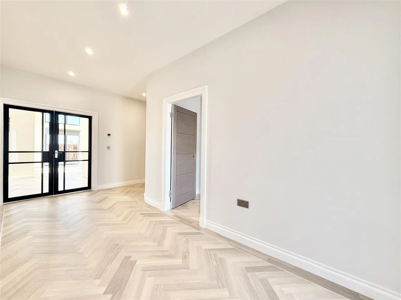 Brocketsbrae Road, Lesmahagow, Lanark, ML11 9PT, photo 9