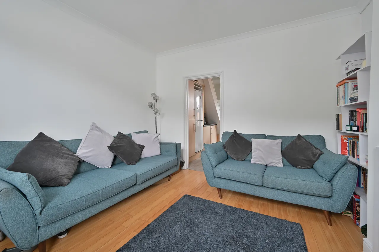4 Cross Street, Watford, photo 5