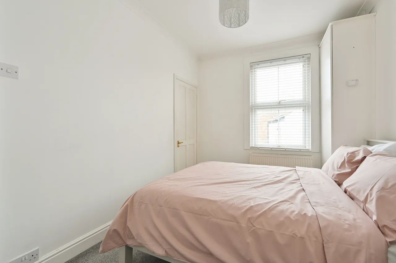 4 Cross Street, Watford, photo 10