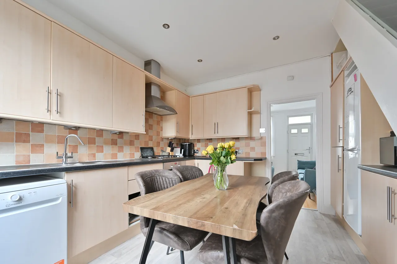 4 Cross Street, Watford, photo 6
