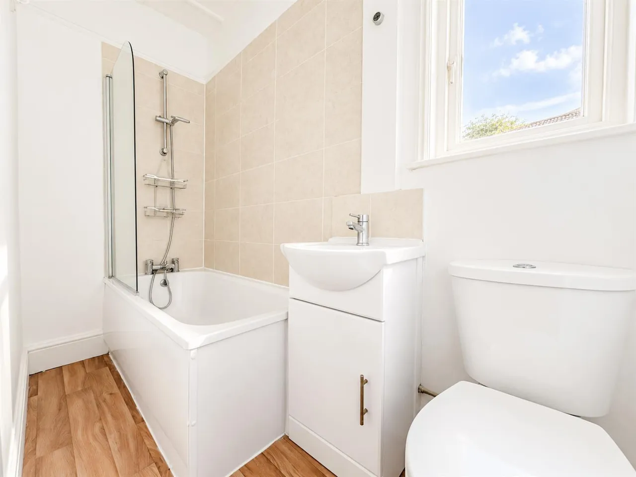Sedlescombe Road North, St Leonards-On-Sea, TN37, photo 13