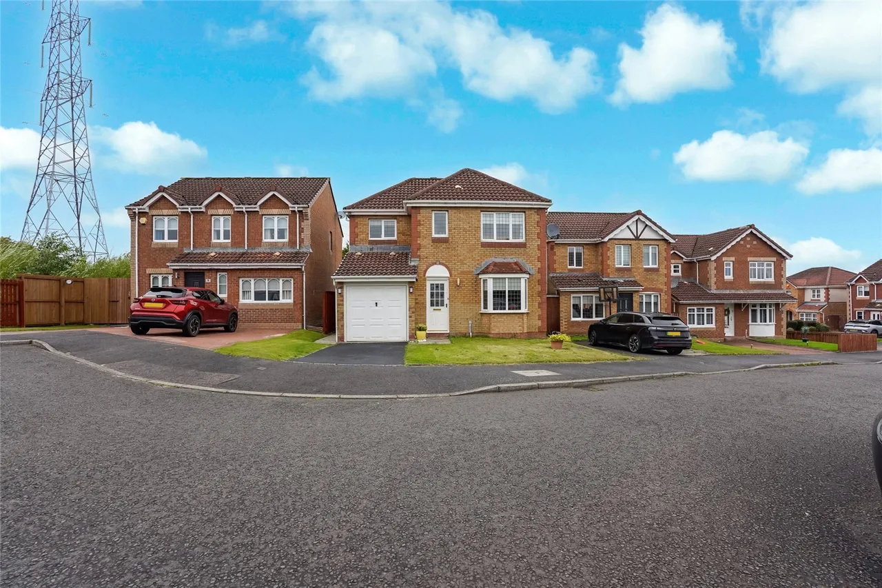 Balcary Place, Chapelhall, ML6, photo 23