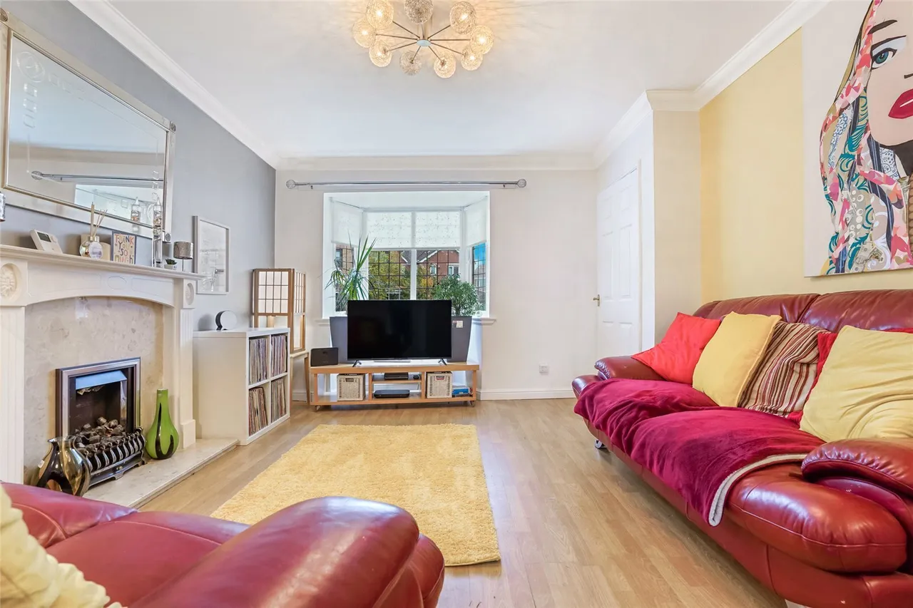 Balcary Place, Chapelhall, ML6, photo 3