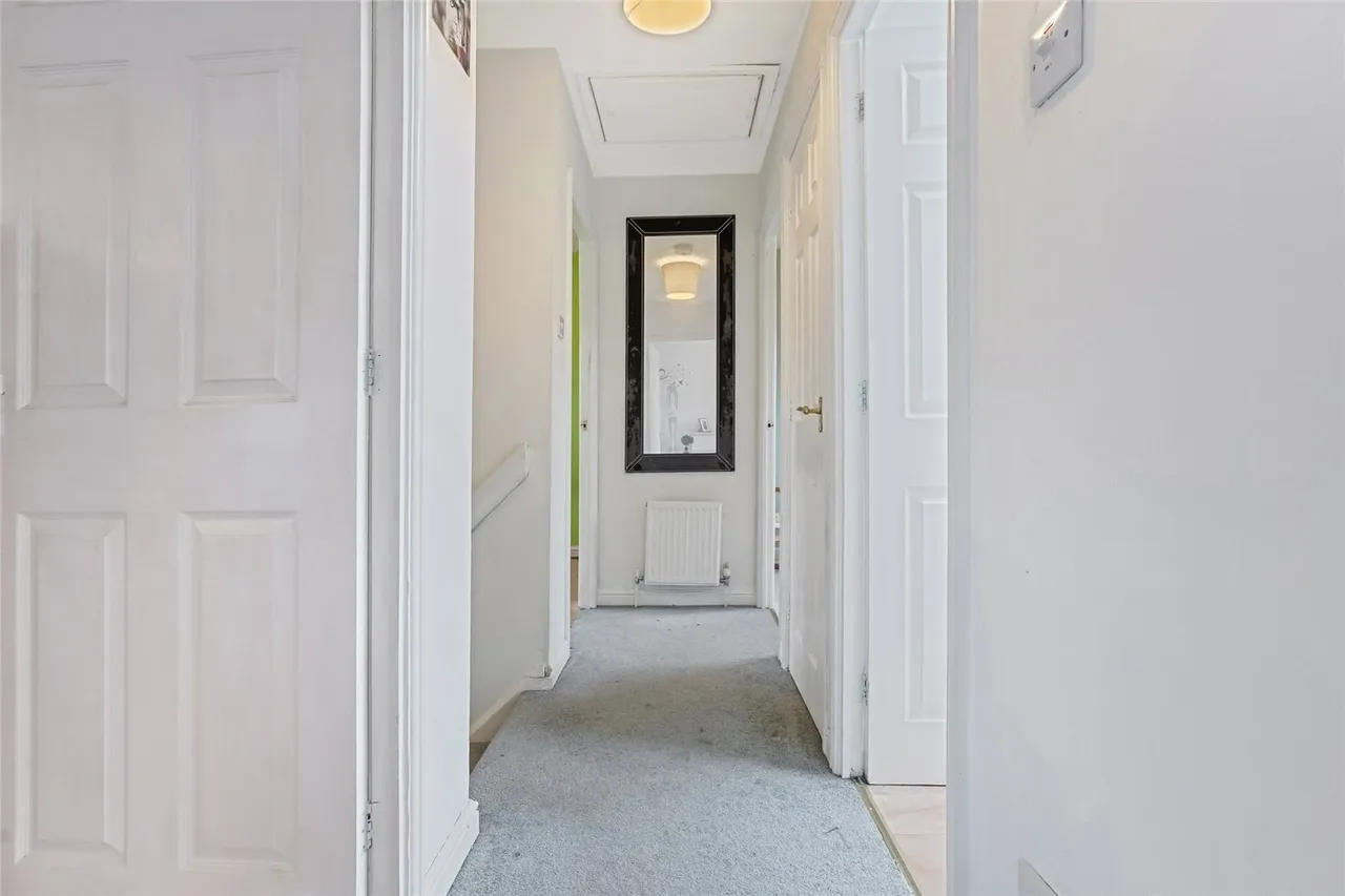 Balcary Place, Chapelhall, ML6, photo 9