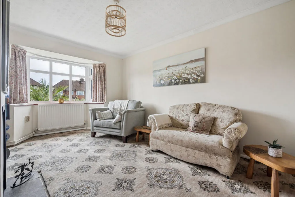 Roman Way, Bourne End SL8 5LR, photo 7
