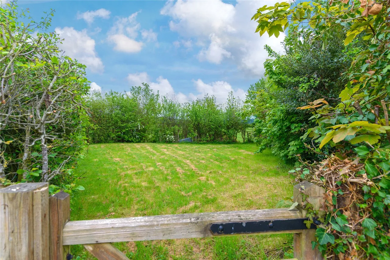 Trefeglwys, Caersws, Powys, SY17 5QE, photo 11