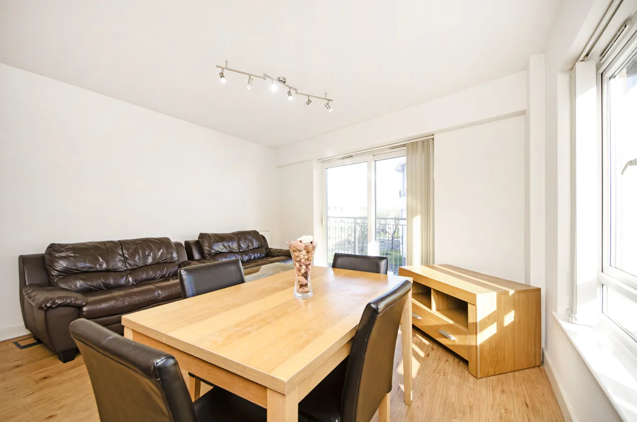 Flat 43, Amelia House, 11 Boulevard Drive, London, photo 7