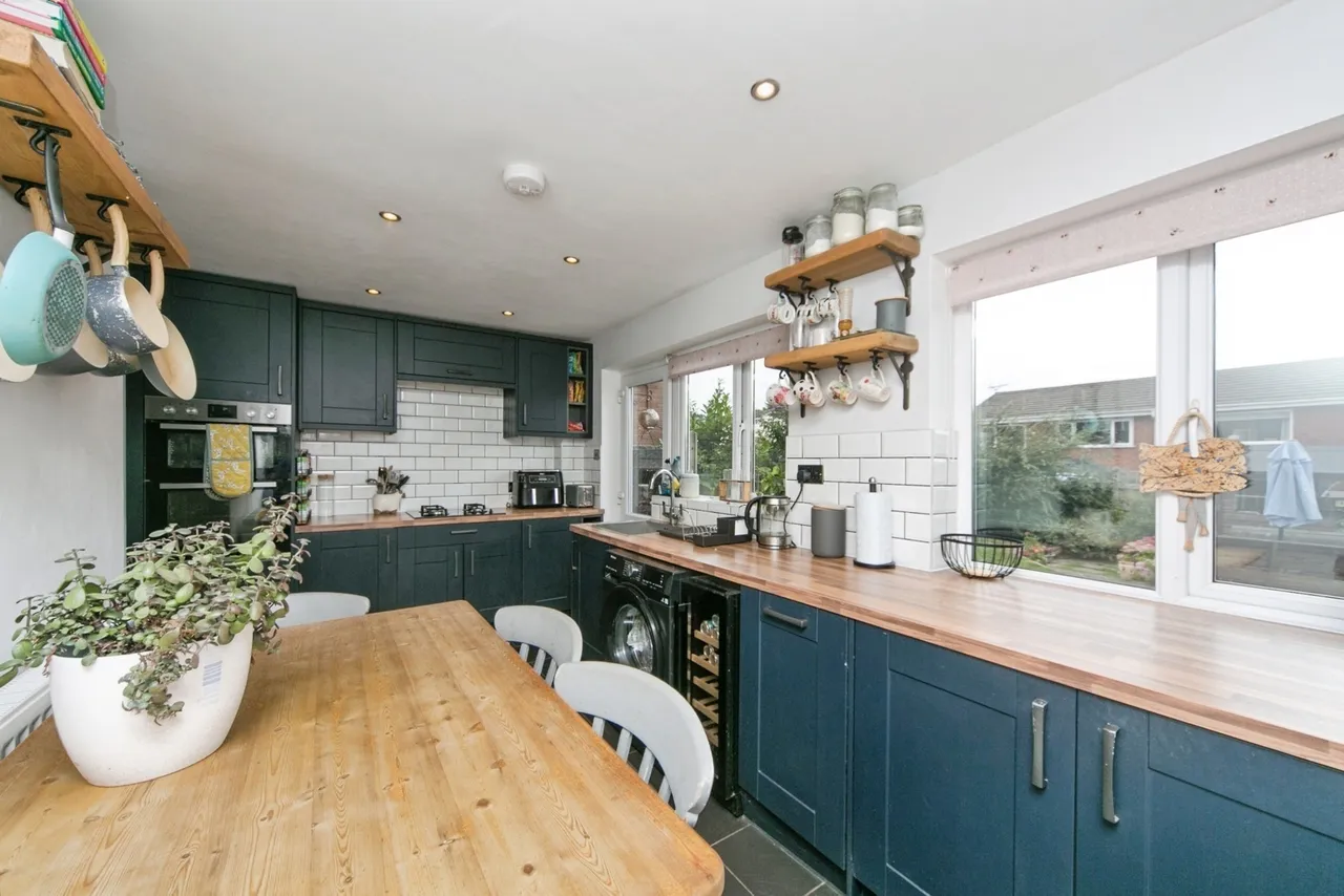 Bryn Celyn, Colwyn Bay, LL29, photo 4