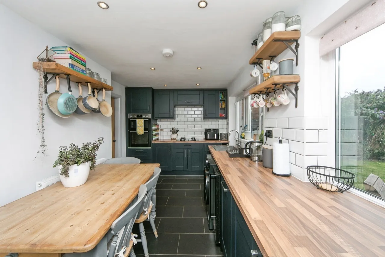 Bryn Celyn, Colwyn Bay, LL29, photo 15
