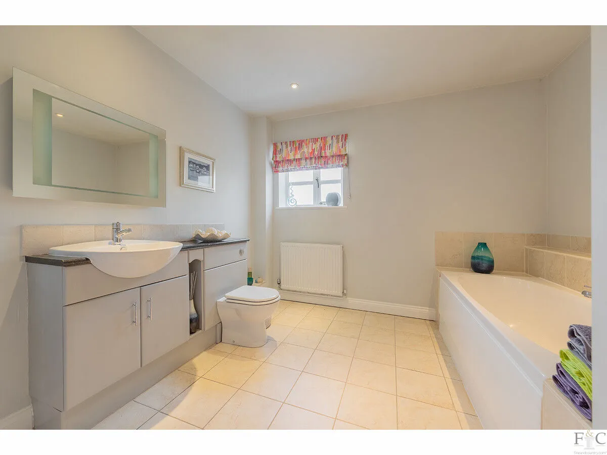 Main Street, Willoughby Waterleys, LE8, photo 31